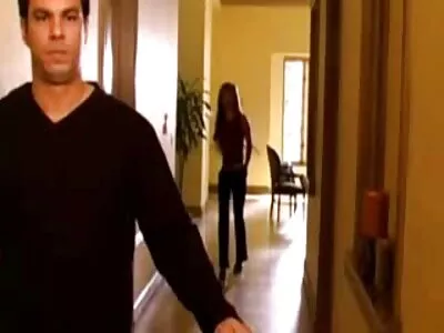 Makea brunette polvillaan porno lxxxx