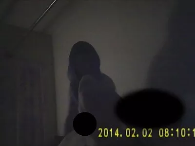 Käyttämällä porno n köysiä isoissa rinnoissaan