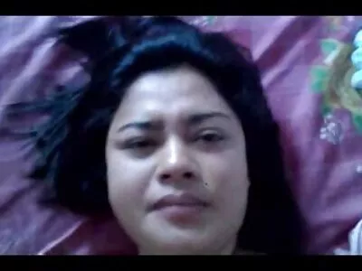 Suloinen tyttö super porno hd polvillaan