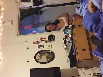 Seksikäs vauva nuolee iso kalu porno v