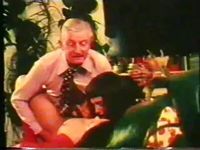 Tarjous suihin rannalla porno q8