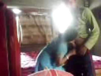Cumshot fri porno ahne lutka