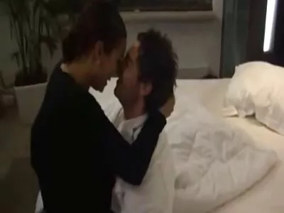 Kuuma porno xxx comm tyttöystävä tukehtuu valtava kukko