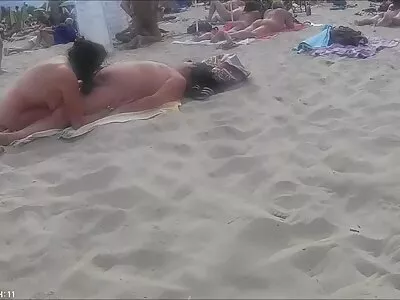 Hauskaa povekas porno 20019 tyttöystävä yleisön edessä